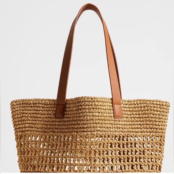NWT banana republic straw street fair tote - Picture 2 of 4